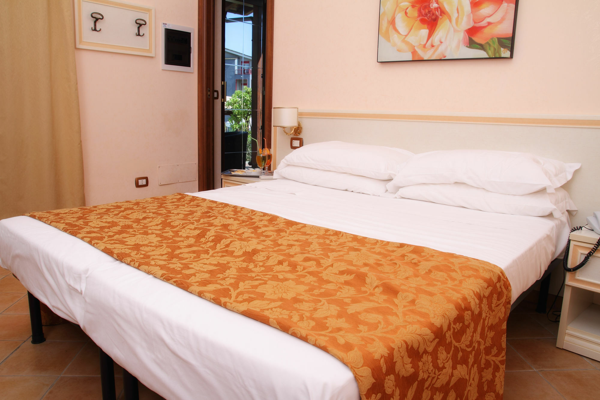 Hotel Costazzurra Museum & Spa San Leone Exterior photo